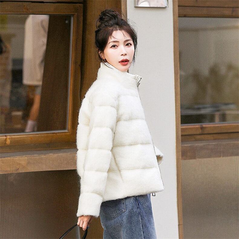 绵羊毛90白鸭绒羽绒服女2025年冬新款宽松绵羊毛外套大衣时尚保暖,女装羽绒服,意芙