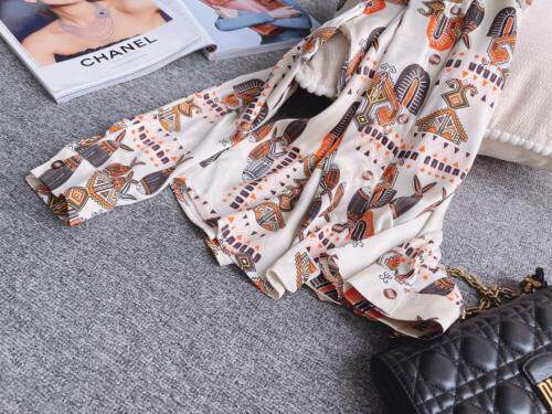 【现货】2021春季新品真丝缎面印花衬衫，女装衬衫，七七迷兰