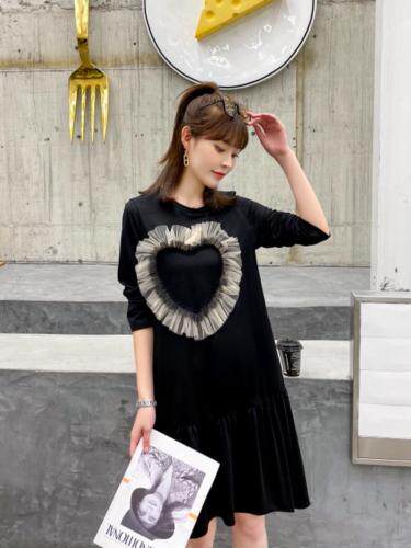 秋款连衣裙,女装连衣裙,莫妮菲