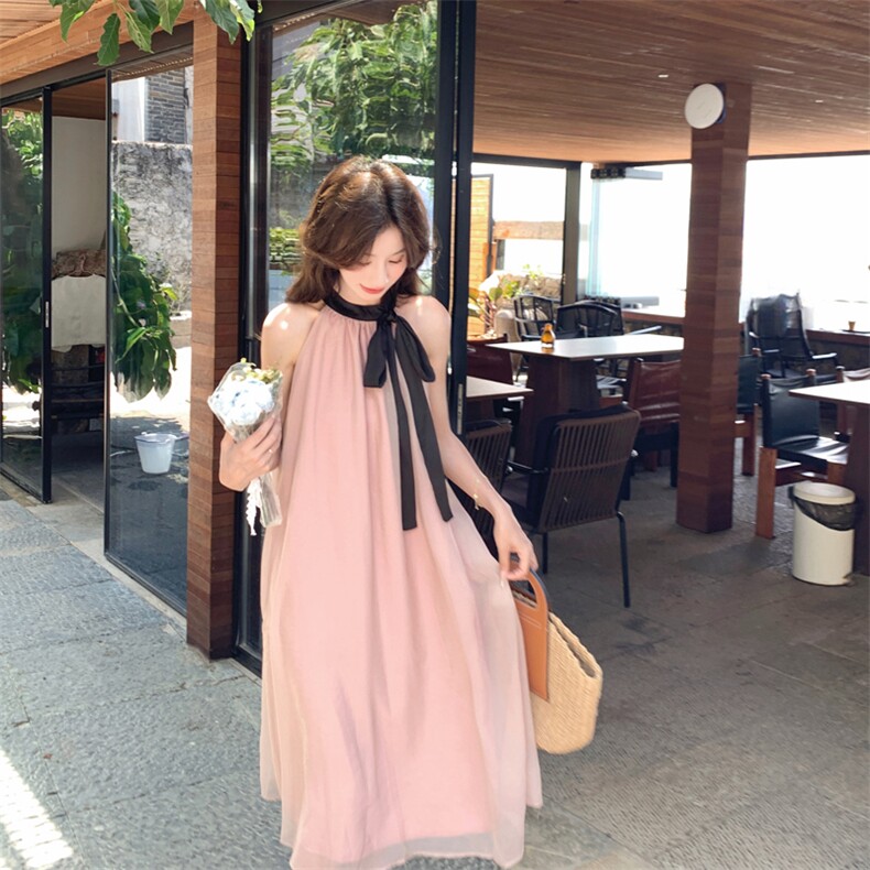 黑粉撞色系带挂脖连衣裙女2025夏季新款今年流行漂亮高级感仙女裙，女装连衣裙，2C050