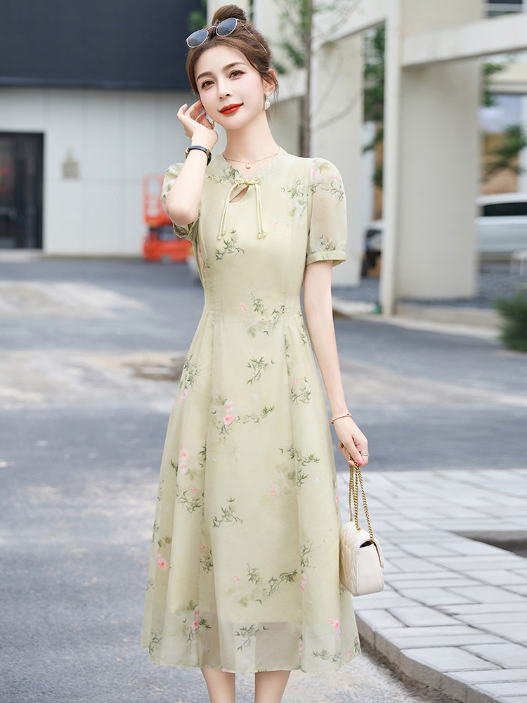 现货新款改良版真丝旗袍连衣裙夏季新款年轻款短袖连衣裙,女装连衣裙,丽美静依