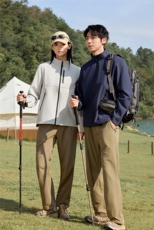 2025百搭时尚简约男女同款冲锋衣，女装短外套，衫都服饰