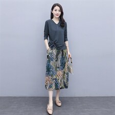 大码女装遮肚子斜领长袖打底衫女春秋胖妹妹显瘦抽绳百搭正肩上衣图片