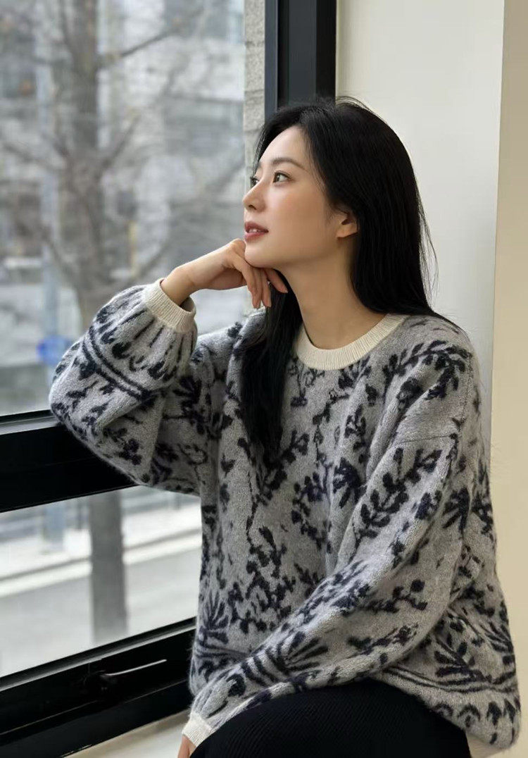 2026年秋季时尚百搭通勤简约休闲圆领青花瓷,女装羊毛衫,美轩羊绒