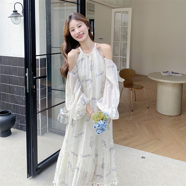 设计感露肩印花挂脖连衣裙女2025新款夏季时尚气质清冷感流苏长裙,女装连衣裙,诺蝶