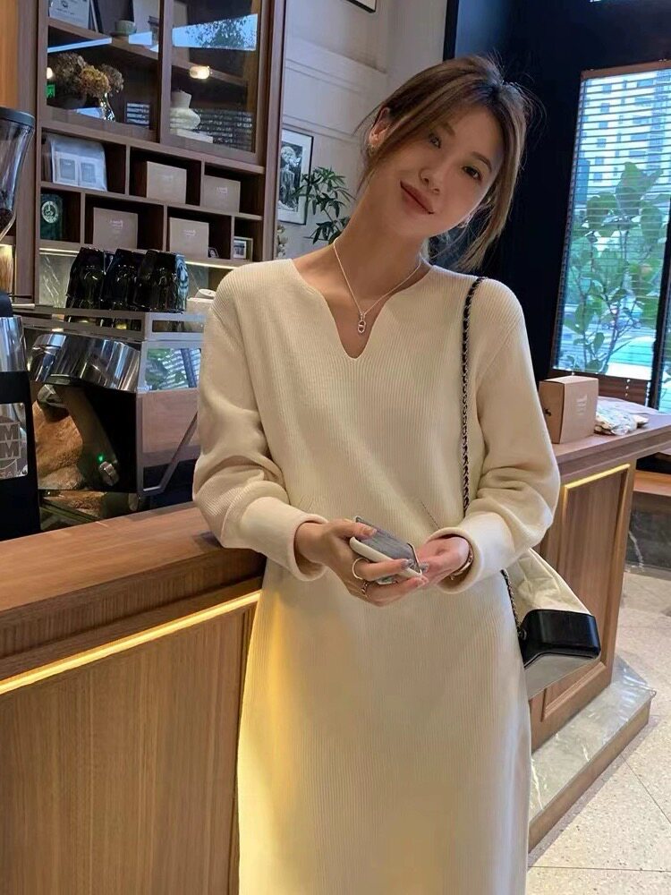 纯色V领套头羊毛针织衫女装宽松舒适休闲打底外穿连衣裙,女装连衣裙,思途羊绒
