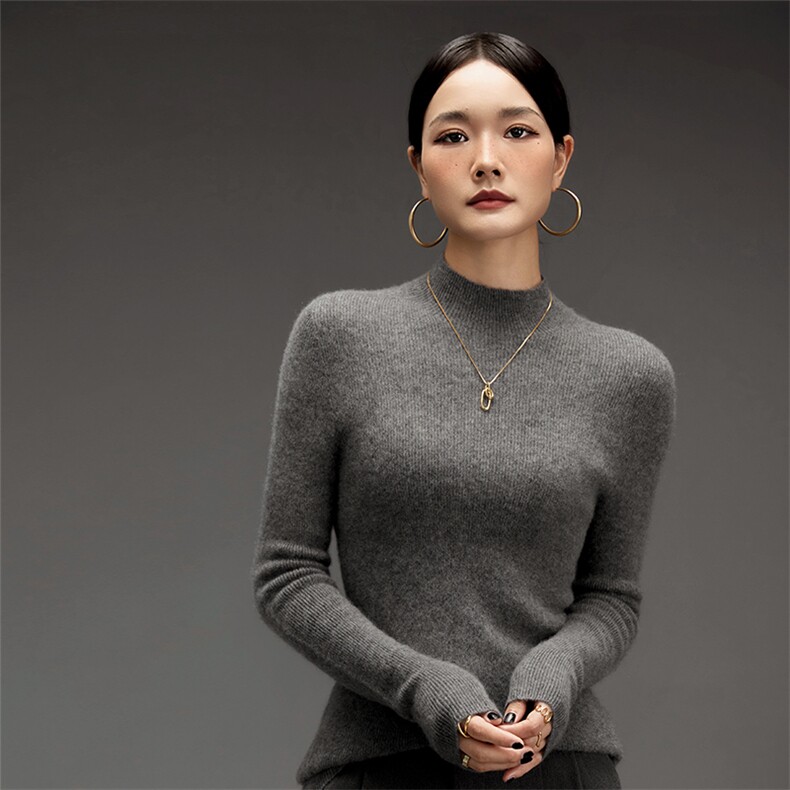 2025年秋季常规套头单件长袖时尚百搭通勤抽条女半高一线成衣，女装羊绒衫，鑫萬耀羊绒