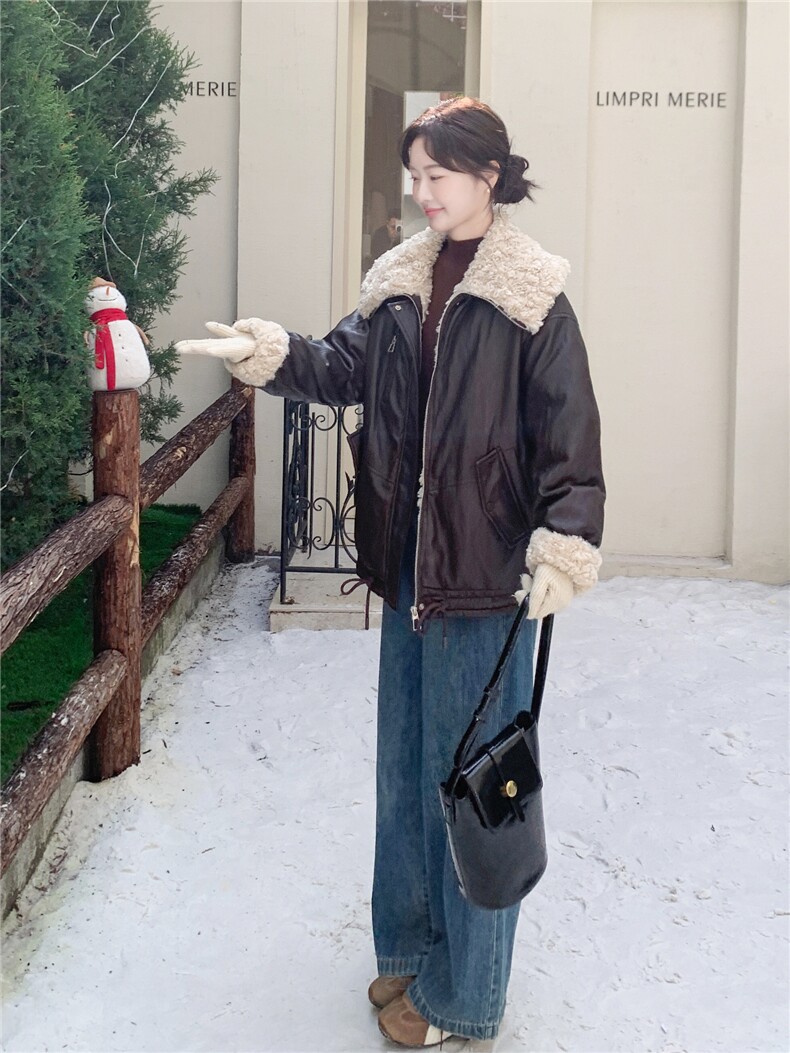 咖色羊羔毛翻领羽绒内胆皮衣外套女2025冬季新款时髦洋气保暖上衣,女装皮衣,艾米莉亚