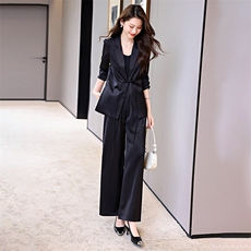 现货2024西装外套夏装新款宽松显瘦减龄西服西裤时尚气质两件套，女装套装/套裙，卡杰菲