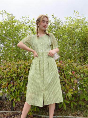 夏季小格子连衣裙，女装连衣裙，依岸