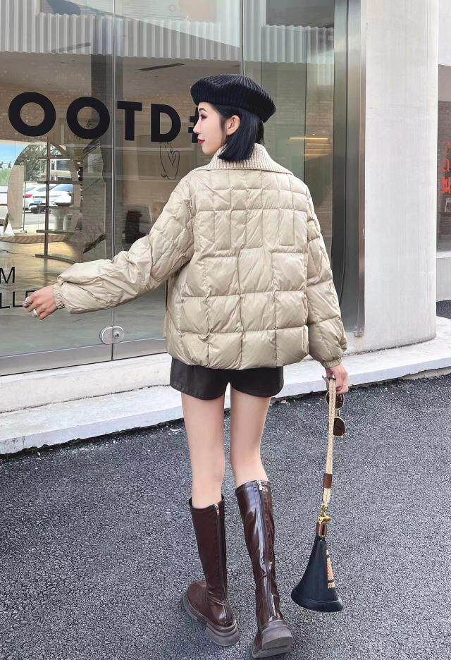 [现货]羽绒服拼接毛线领，两色，两码，女装羽绒服，依柏璐(1F)