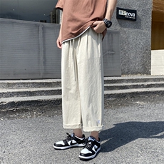 卡其色
