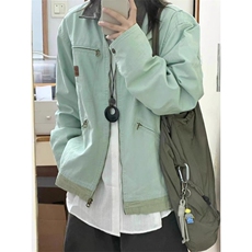 浅绿色
