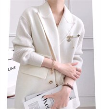 冬装主营：羊毛大衣外套，羽绒服外套两大品类。欢迎，女装羽绒服，EE