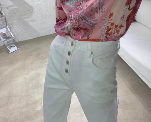 2??0??2??1??春款全面煥新??，女装，AMG