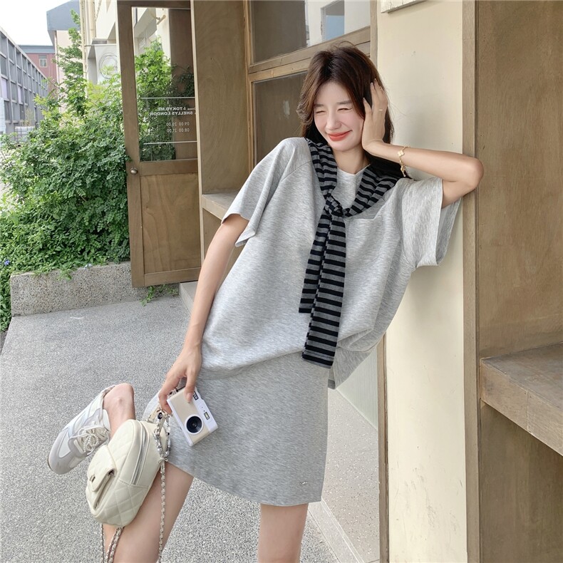 甜美休闲浅灰色T恤短裙套装女夏季小个子两件套今年流行爆款超火,女装套装/套裙,2C090