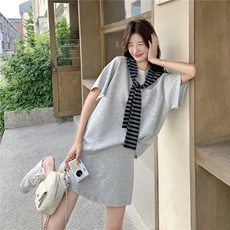 甜美休闲浅灰色T恤短裙套装女夏季小个子两件套今年流行爆款超火，女装套装/套裙，2C090