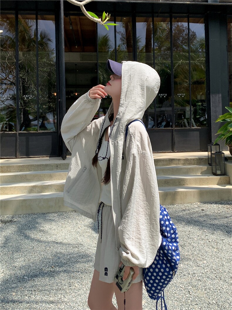 薄款透气设计感防晒两件套2025夏季时髦连帽抽绳上衣搭配短裤套装,女装套装/套裙,浙宝A馆126