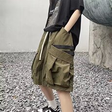 军绿色