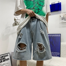 浅蓝色