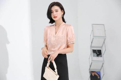 2021夏新款时尚V领口袋花边设计气质通勤减龄上衣，其它，秋子丰色(3F)