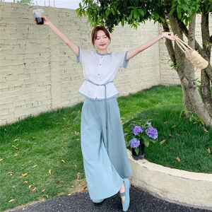 韩系淑女风穿搭白色衬衫配蓝色阔腿裤女夏2025年休闲气质减龄套装图片