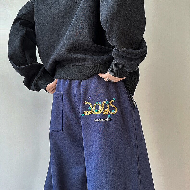 A408-24K42116-P65-X89-S-2XL 春节蛇年主推款刺绣休闲卫裤图片