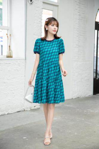 现货供应：雪纺真丝连衣裙M一XXL，女装连衣裙，拉思维加丝