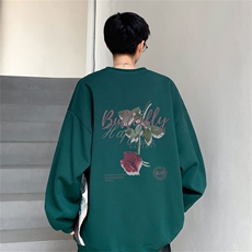 墨绿色