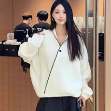 抖音龙叨叨重磅北极绒套头手工缝V领阔版针织毛衣V26-P55网图，男装针织衫/毛衣，电商B245