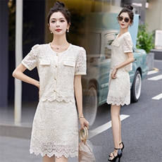 【】现货直降特价清仓小香风蕾丝上衣半身裙今年流行漂亮套装，女装套装/套裙，雅佳俏