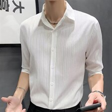 白色