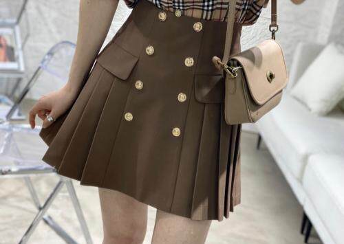 2??0??2??1??春款全面煥新??，女装，AMG