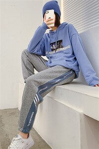 2021春季港风拼接运动卫裤K557P50图片