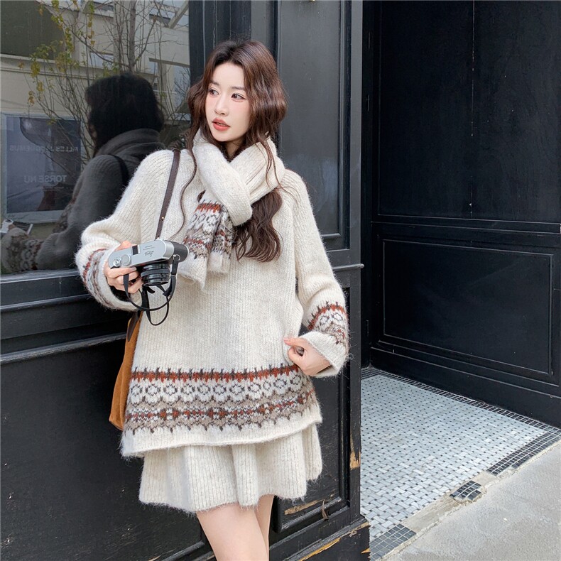 新品时尚印花套装配围巾A2569-P165-K268,女装套装/套裙,2C261