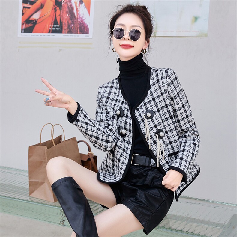 毛呢女2025年秋冬新款时尚气质高级感小个子pu短裤，女装短外套，韩美纤衣
