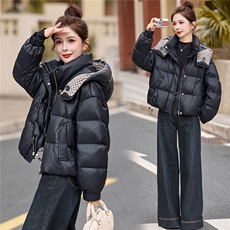 2025年冬季pu皮90白鸭绒连帽羽绒服，女装羽绒服，艾尚靓装