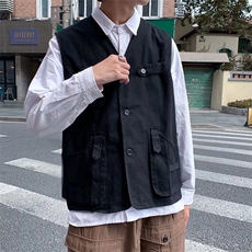 黑色