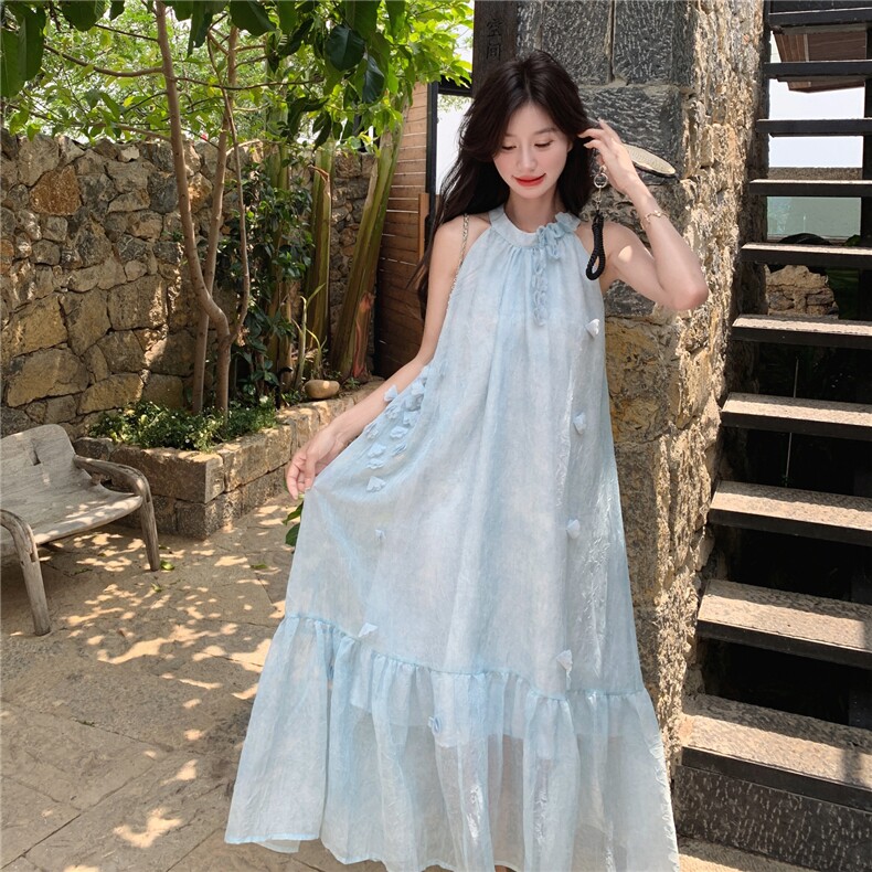 超好看蓝色立体碎花挂脖吊带连衣裙女夏2025新款独特漂亮绝美长裙,女装连衣裙,2C273