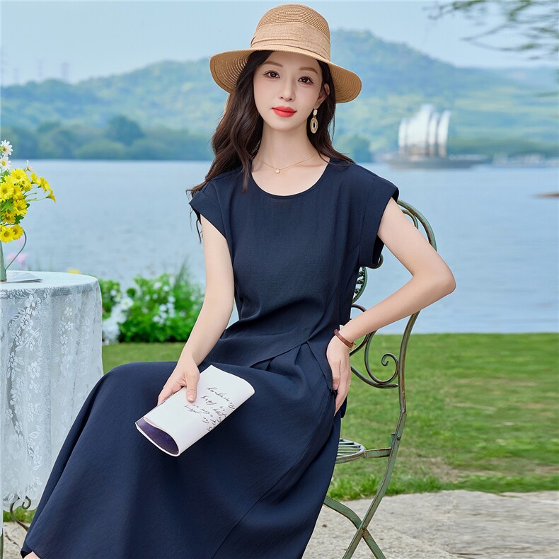 2026夏装新款简约时尚休闲开衩套裙套装两件套,女装套装/套裙,美沁