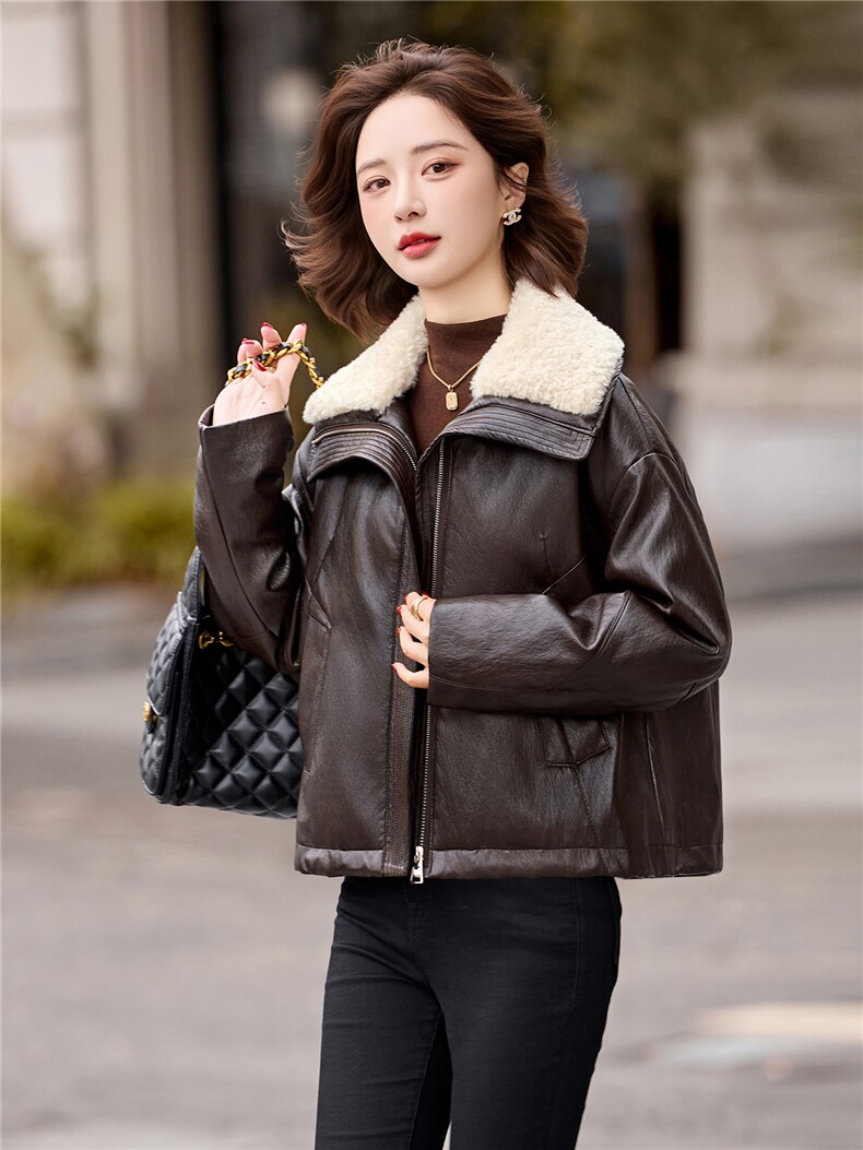 毛领拼接PU皮羽绒服女2025冬季新款小个子气质显瘦白鸭绒短款外套,女装羽绒服,流量+