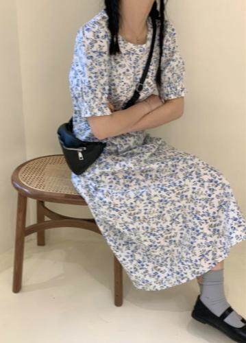 夏季新款碎花修身连衣裙，女装连衣裙，Here Bella(5F)