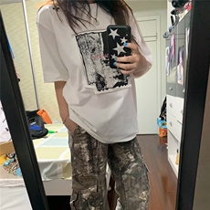 白色