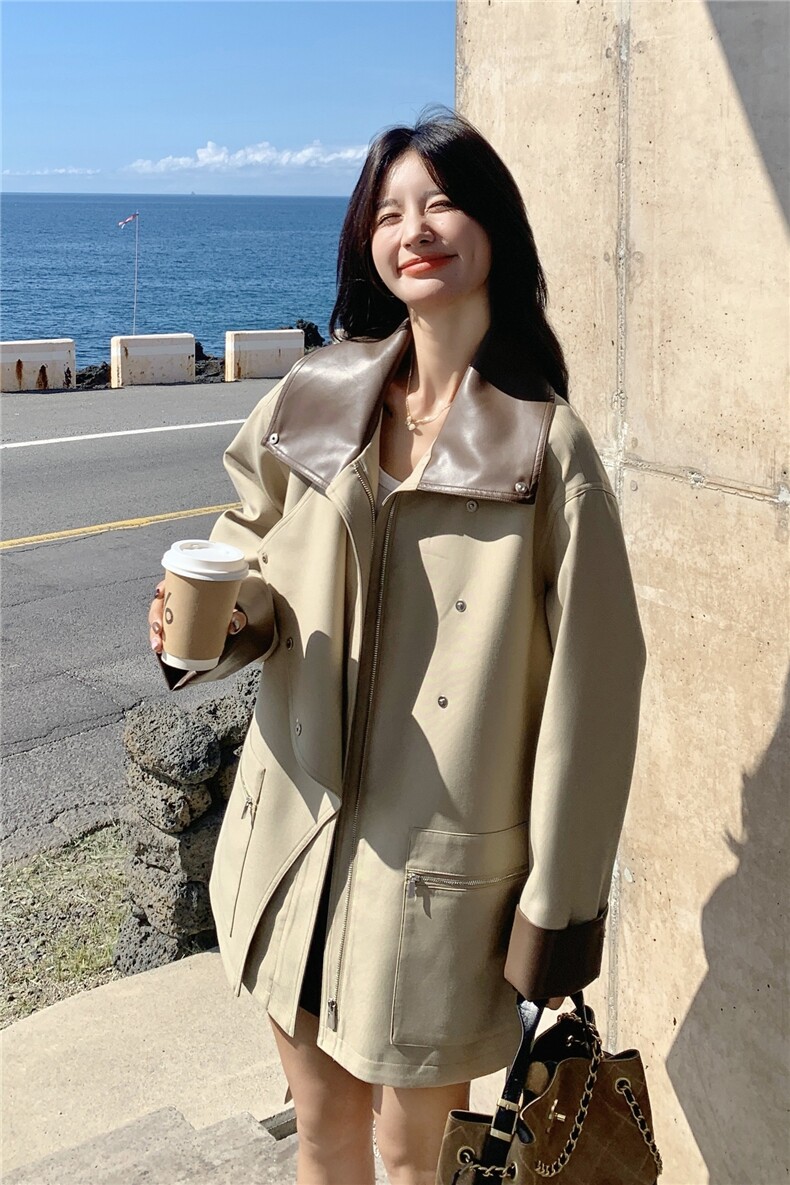 浅卡其色高级感韩系拼接风衣外套女2025秋季气质宽松PU皮翻领大衣,女装短外套,2C133