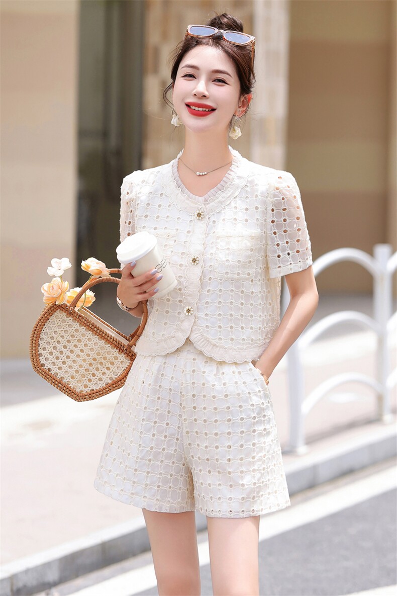 粉色小香风短裤套装女夏季2026新款小个子流行镂空蕾丝两件套,女装套装/套裙,霓裳依族