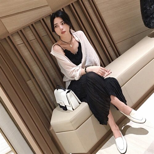 2025春装新款百褶连衣裙小香风时尚气质显瘦开衫吊带裙两件套女,女装连衣裙,红依娜