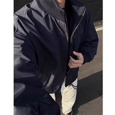 藏青色