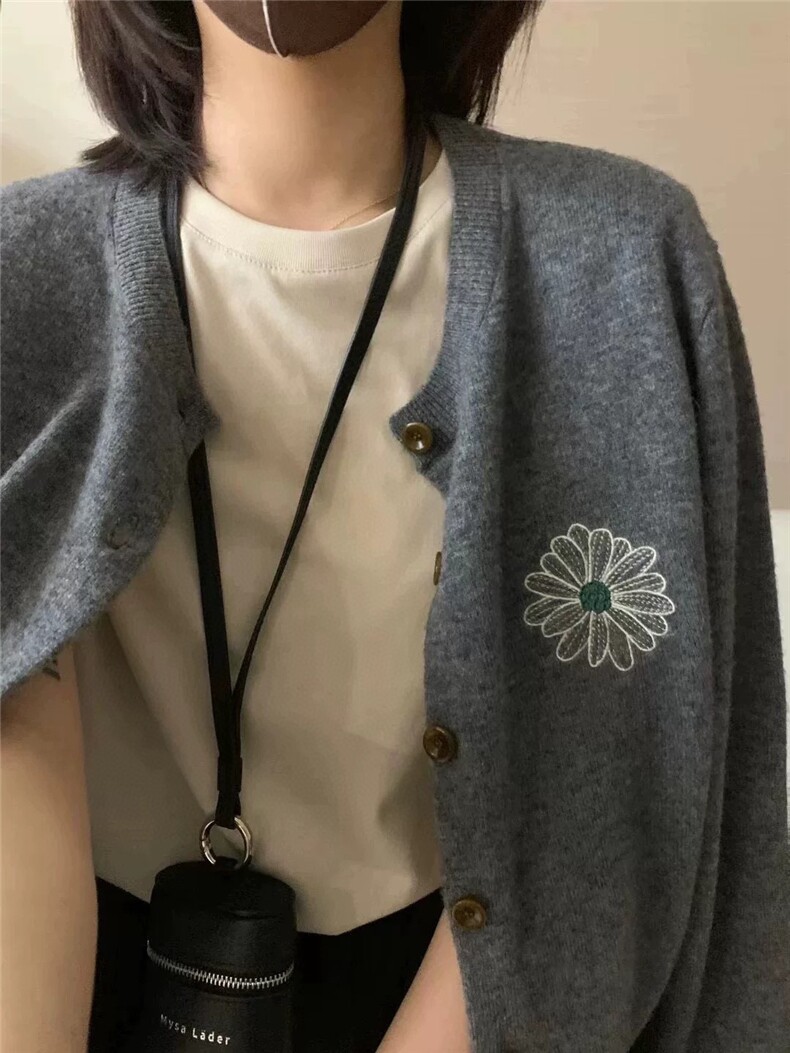 时尚女士秋冬简约针织衫纯色刺绣圆领长袖开衫，女装针织衫/毛衣，美莎羊绒