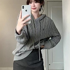女士秋冬小马刺绣麻花针织帽衫简约舒适，女装针织衫/毛衣，萱芳婷羊绒