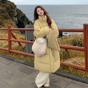 现货2026新款羽绒服带帽披肩 70绒2C053款号780批235控358图片